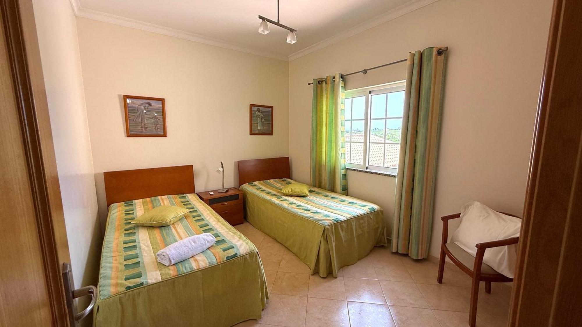 Casa Laranjal Apartment